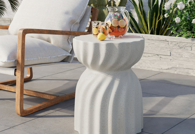 Must-Have Round Outdoor Tables